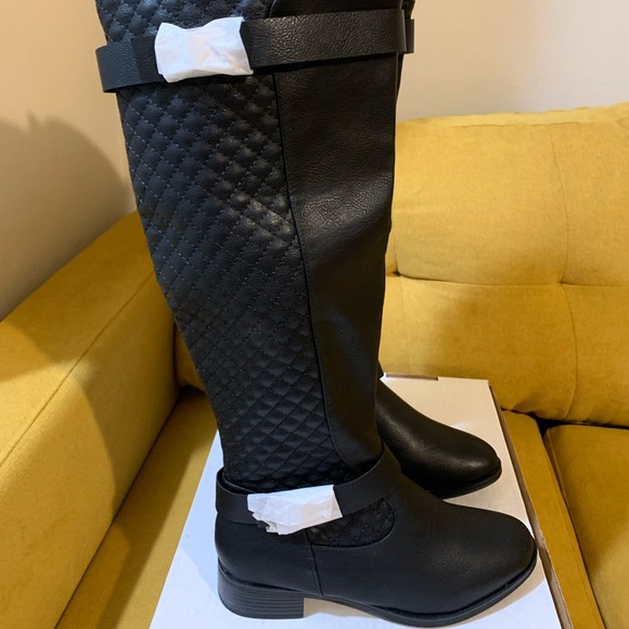 JustFab Keswick Flat Boots in Black Size 8 - Picture 2 of 5